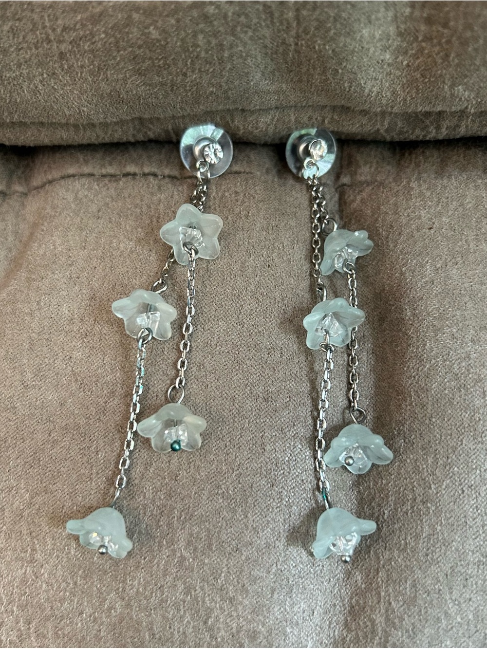 Delicate White/Blue Flower Drop Earrings - Silver Chain